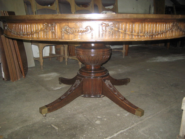 ANTIQUE MAHOGANY DINING ROOM SET WITH FANCY ROUND TABLE WITH LEAVES, BUFFET AND EIGHT CHAIRS
