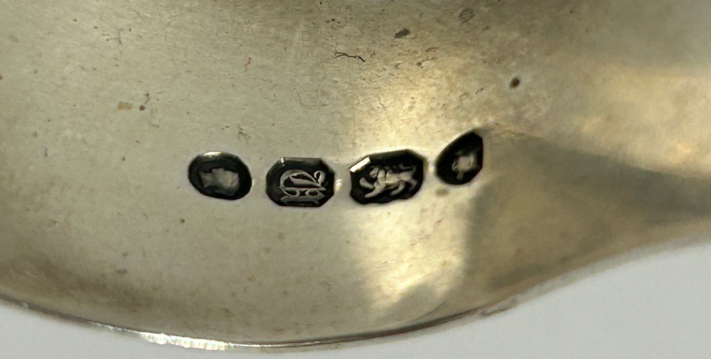 ANTIQUE SILVER SUGAR TONGS IN KINGS PATTERN 1840'S