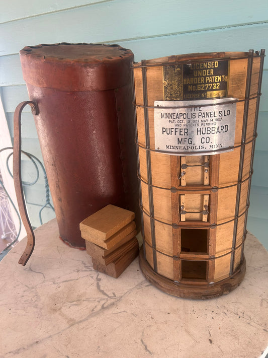 ANTIQUE SALESMAN SAMPLE OF MINNEAPOLIS PANEL SILO BY PUFFER HUBBARD