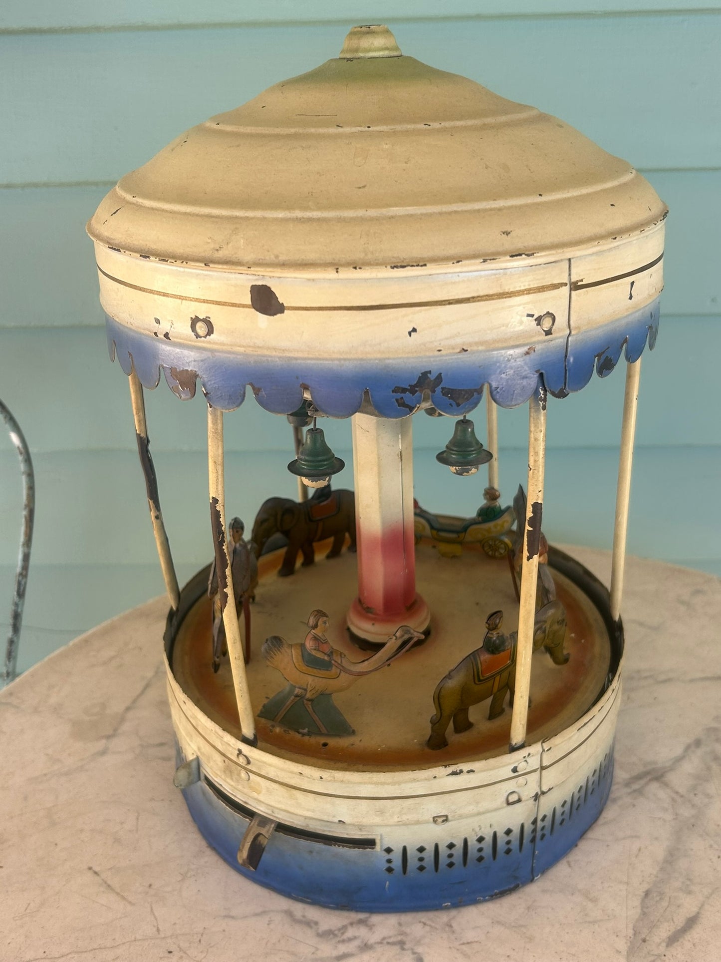 ANTIQUE TIN TOY WIND UP GUNTHERMANN CAROUSEL