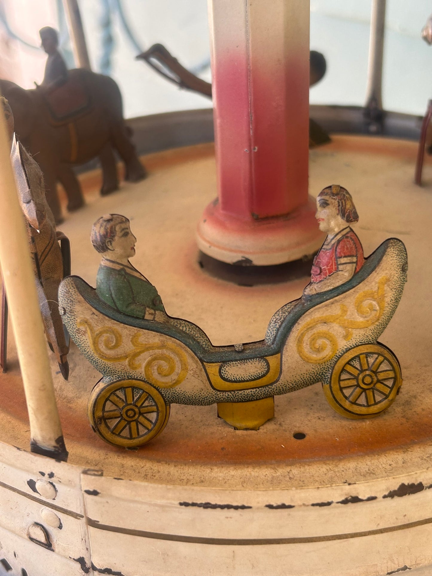 ANTIQUE TIN TOY WIND UP GUNTHERMANN CAROUSEL