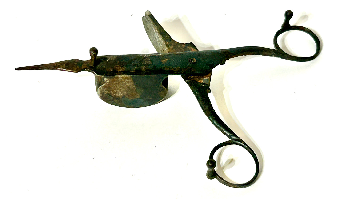 EARLY CAST IRON CANDLE SNUFFER