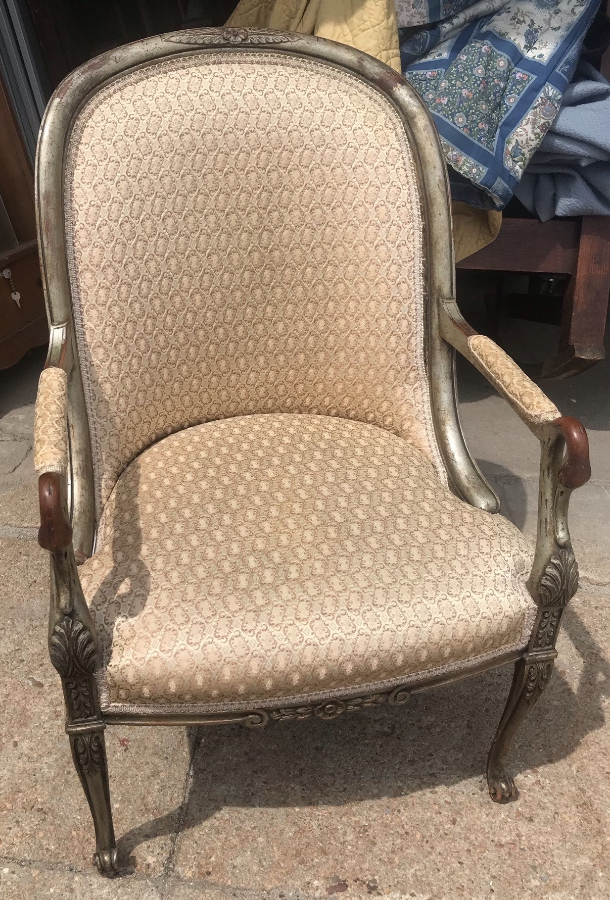 FIGURAL SWAN HEADS ANTIQUE ARM CHAIR