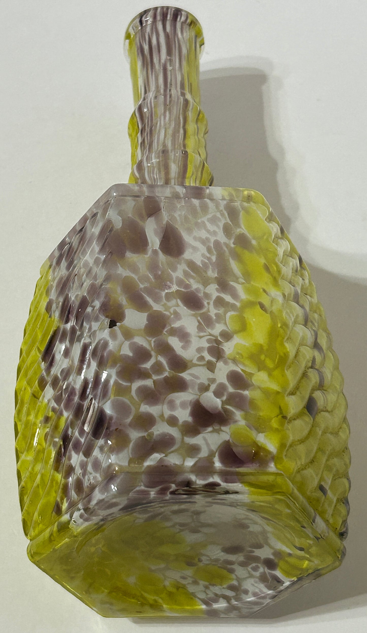 ANTIQUE BARBER BOTTLE WITH SPLATTER GLASS