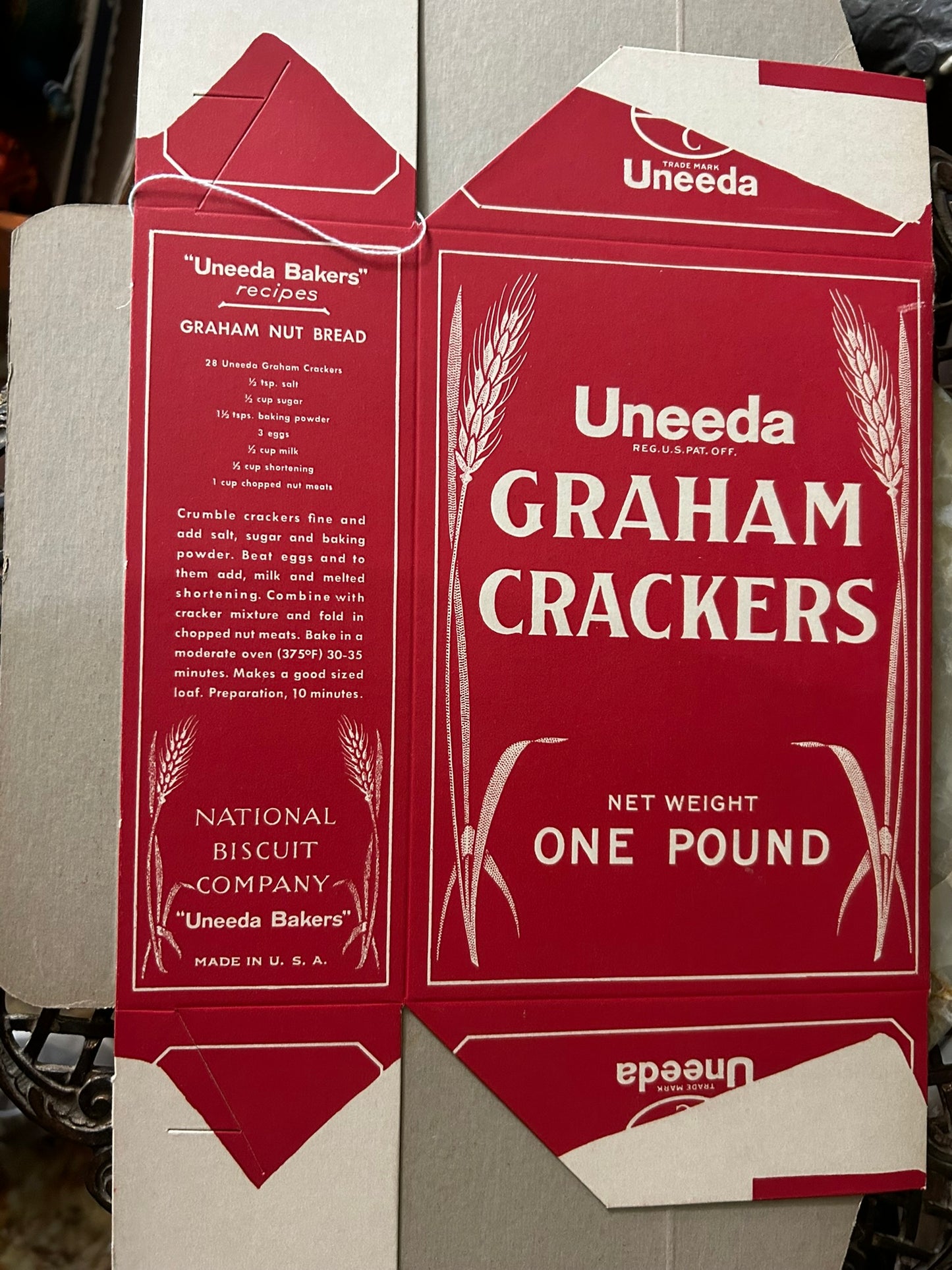 UNEEDA NATIONAL BISCUIT ANTIQUE GRAHAM CRACKERS CARDBOARD DISPLAY BOX UNASSEMBLED
