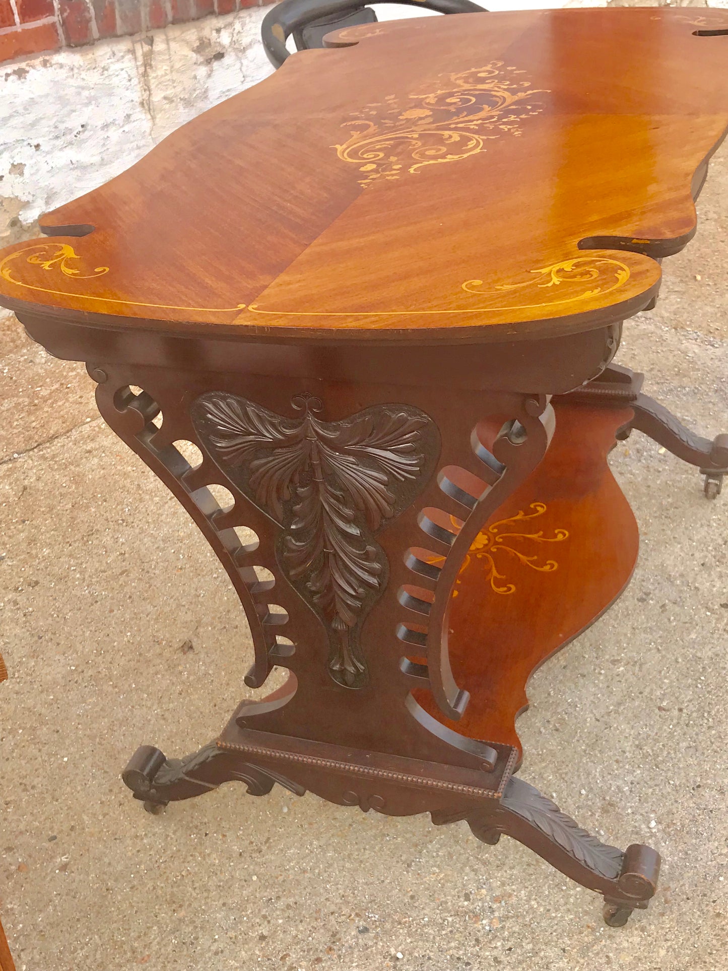 INLAID MAHOGANY ANTIQUE NOVEAU DESIGN LIBRARY TABLE