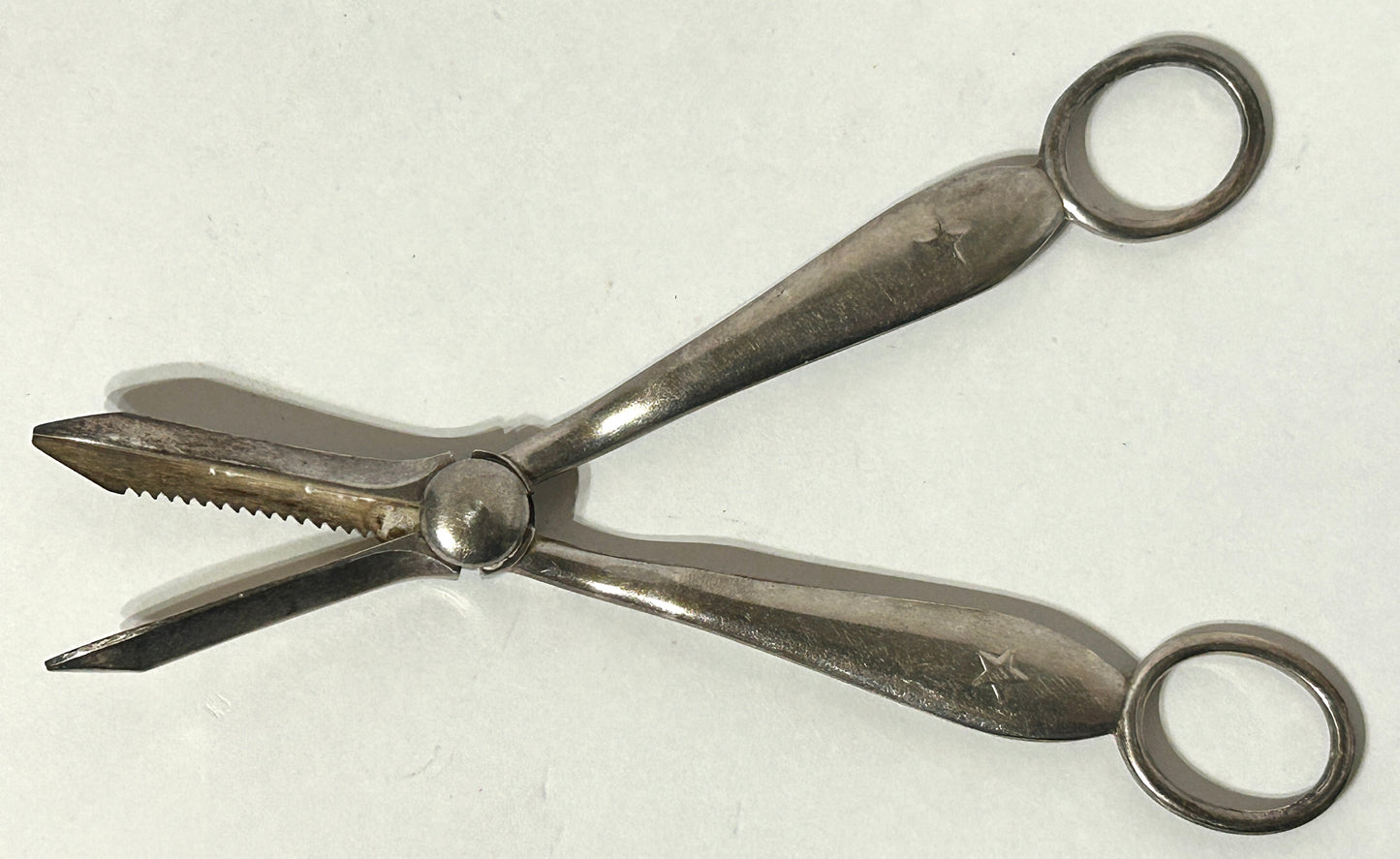 WHITE STAR SHIP LINES SILVER PLATED GRAPE SHEARS