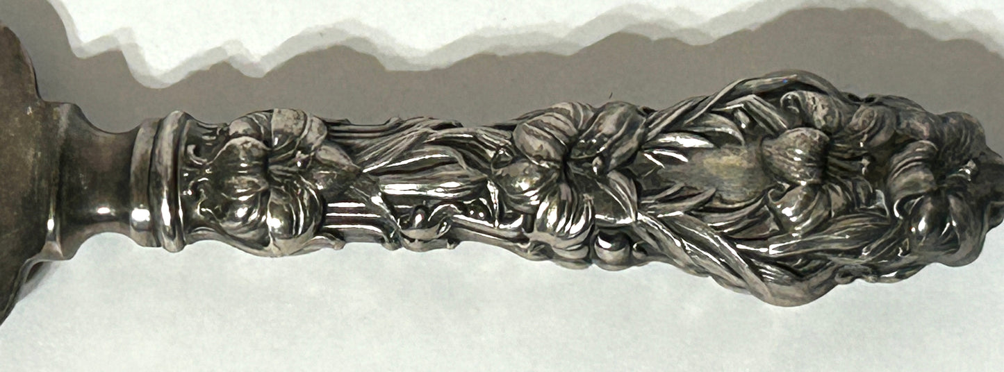 WHITING STERLING HANDLE LILY PATTERN CAKE SERVER