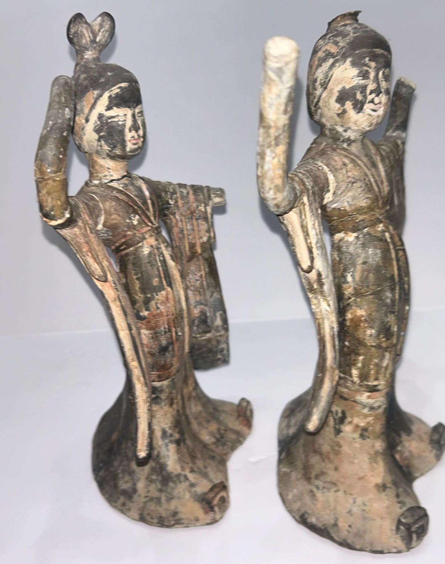 TANG DYNASTY ANCIENT PAIR OF CHINESE TERRACOTTA FEMALE DANCERS 618-907 AD
