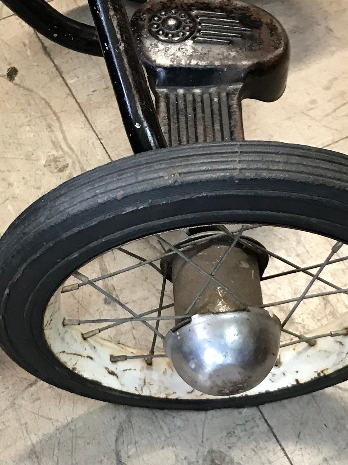HOPALONG CASSIDY 1950'S TRICYCLE