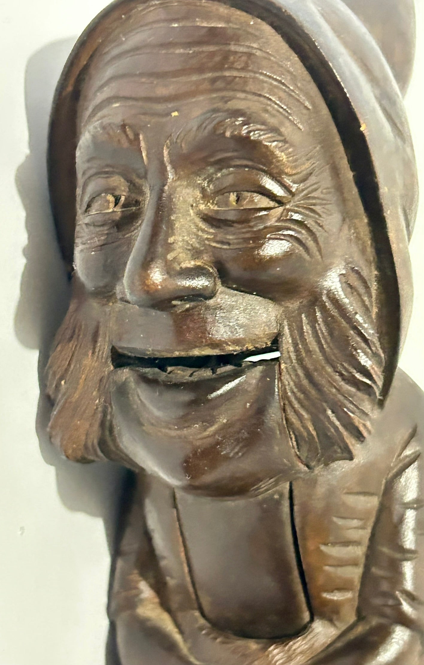 BLACK FOREST ANTIQUE CARVED HATTED MAN NUT CRACKER