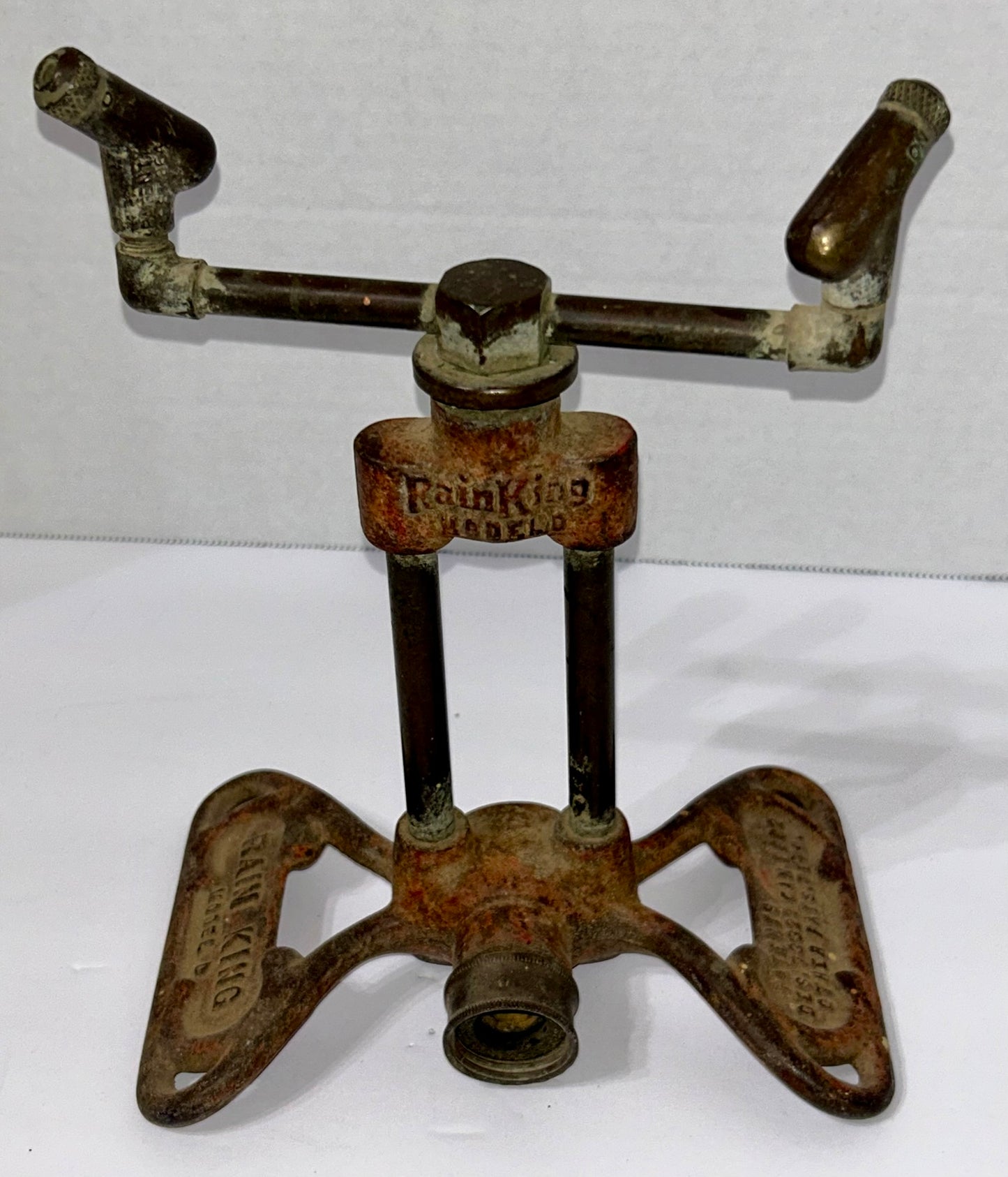 RAIN KING MODEL D LAWN SPRINKLER
