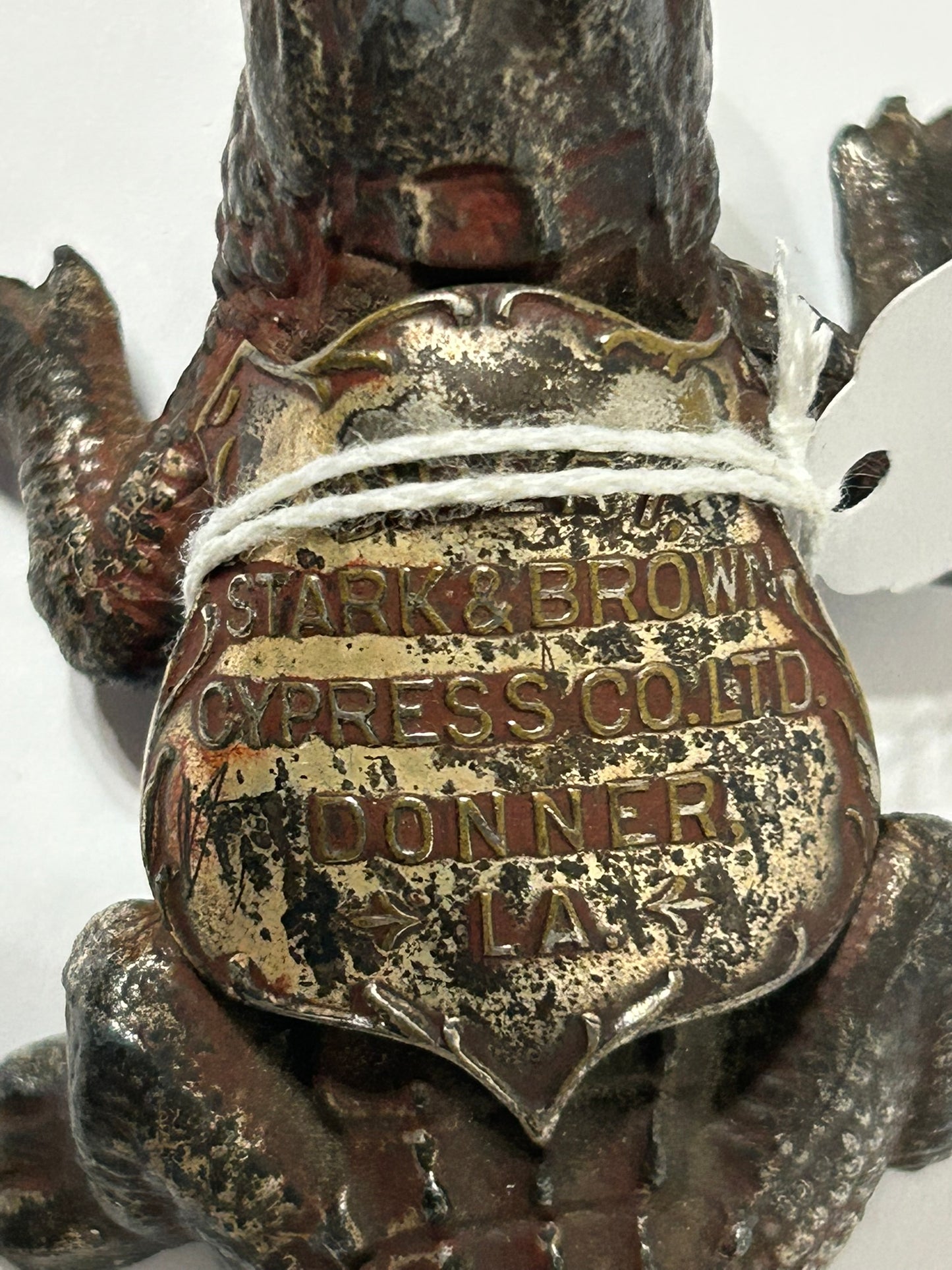 ADVERTISING ANTIQUE CAST IRON ALLIGATOR PAPERWEIGHT