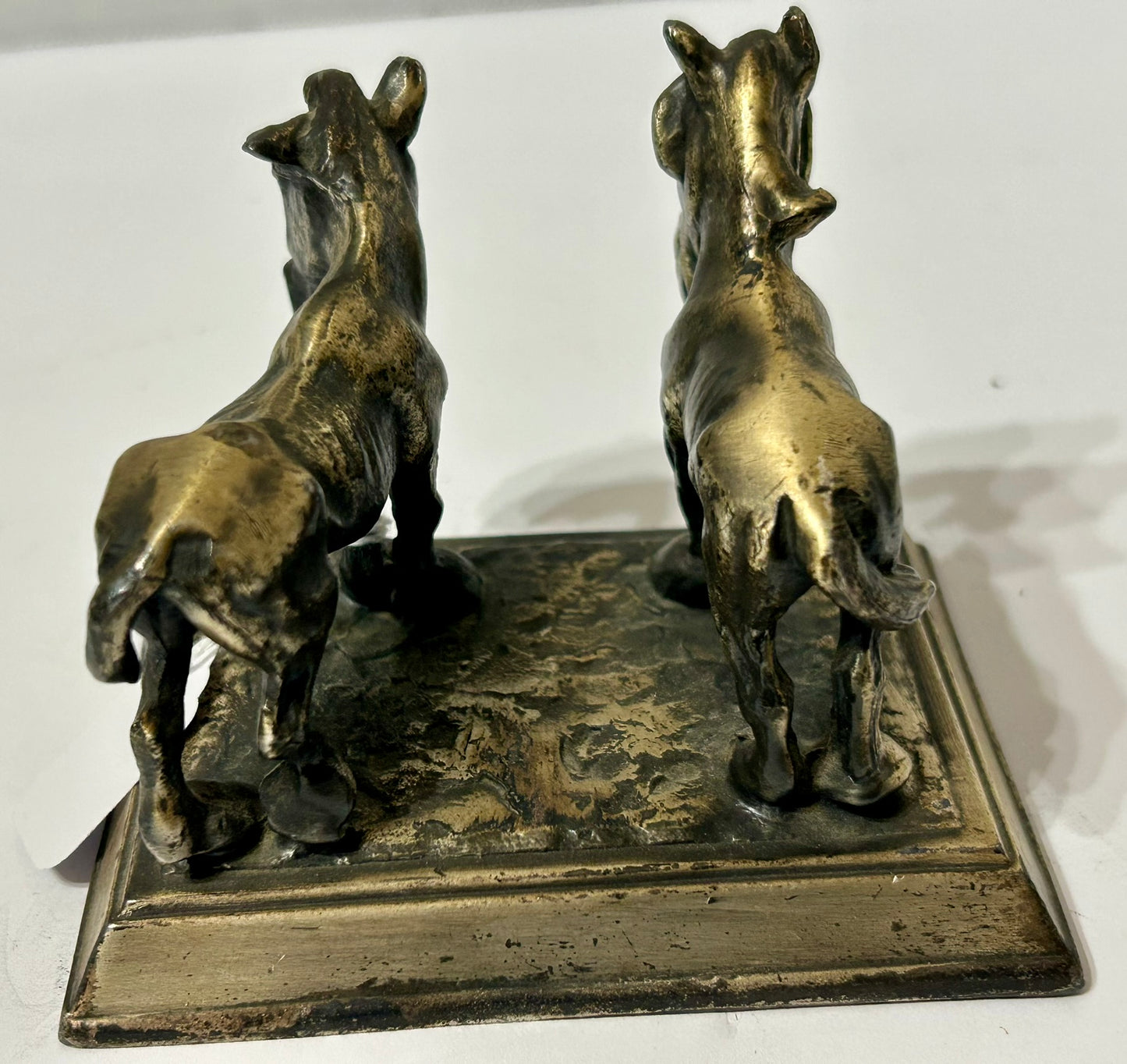 ANTIQUE FIGURAL CAST IRON PAIR OF HORSES PAPERWEIGHT FOR PRIME'S PLUGS