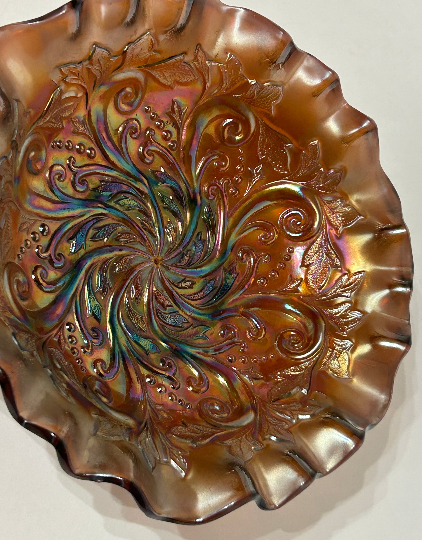 CARNIVAL GLASS MILLERSBURG SEAWEED AMETHYST BOWL