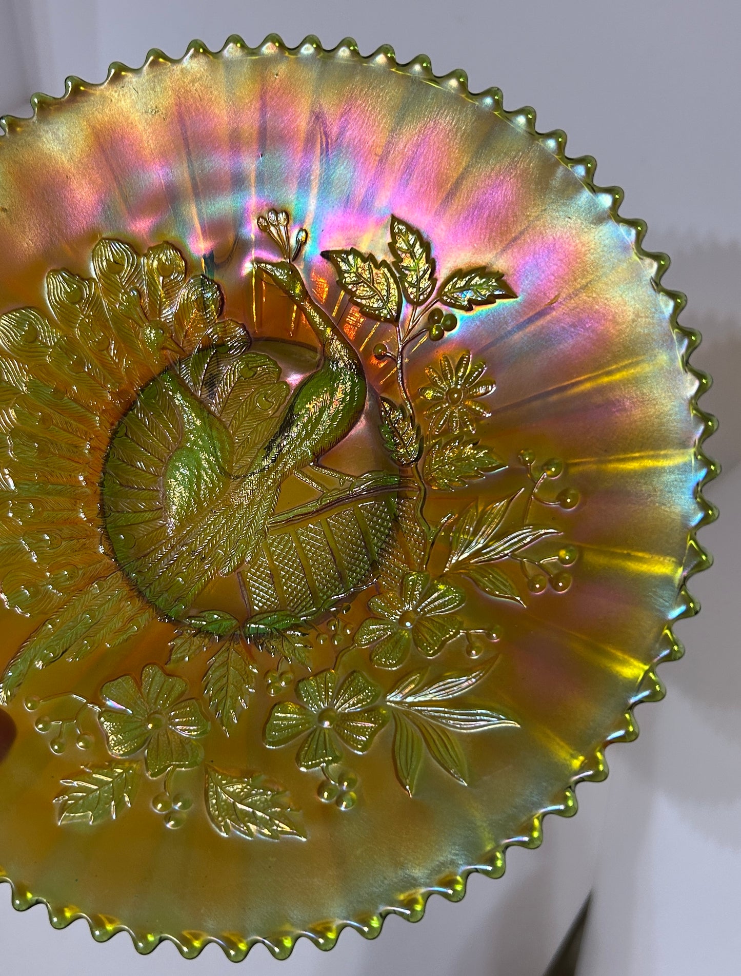 CARNIVAL GLASS GREEN PEACOCKS ON FENCE PLATE