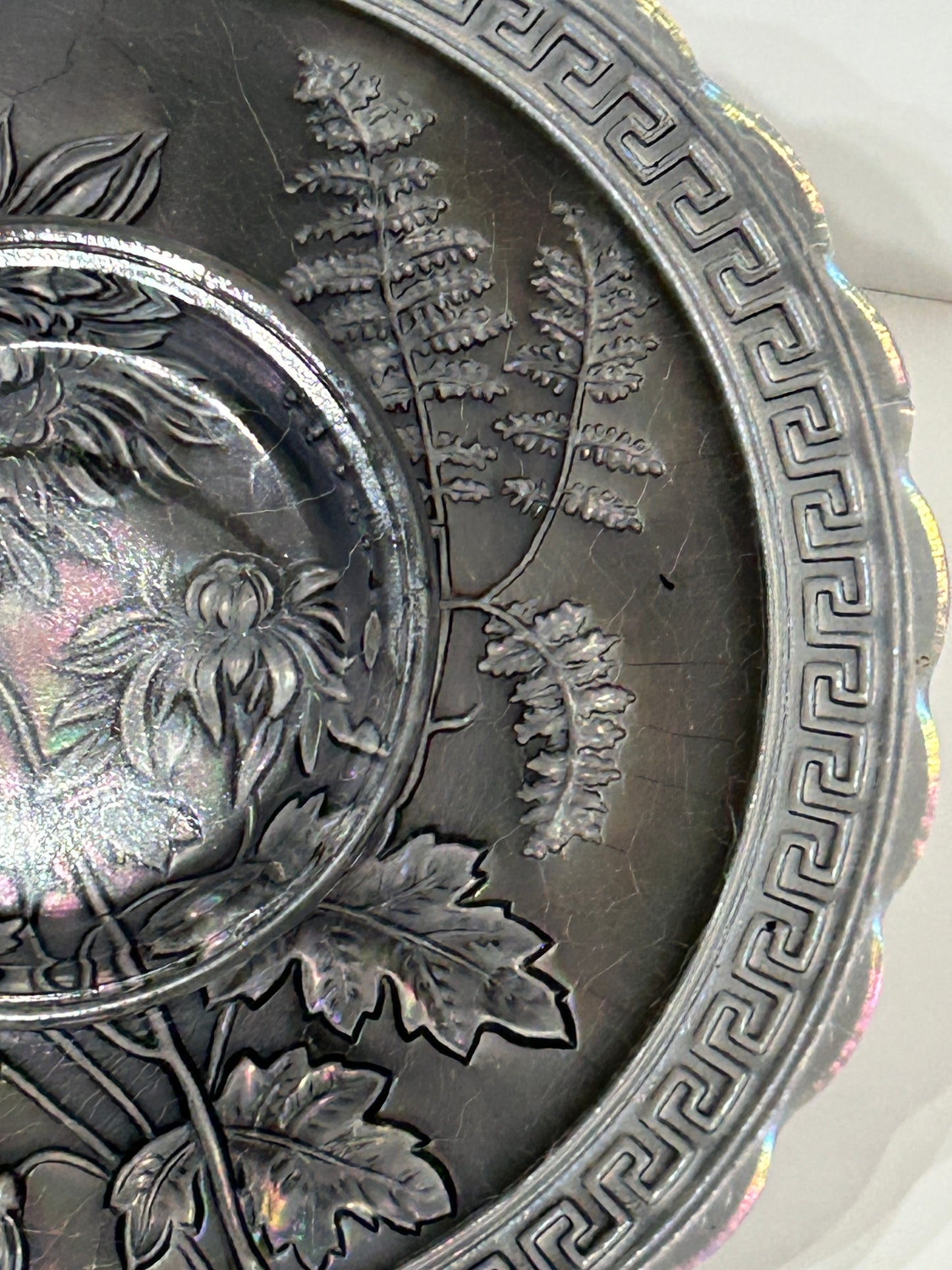 IMPERIAL CARNIVAL GLASS OLD SMOKY CHRYSANTHEMUM CHOP PLATE