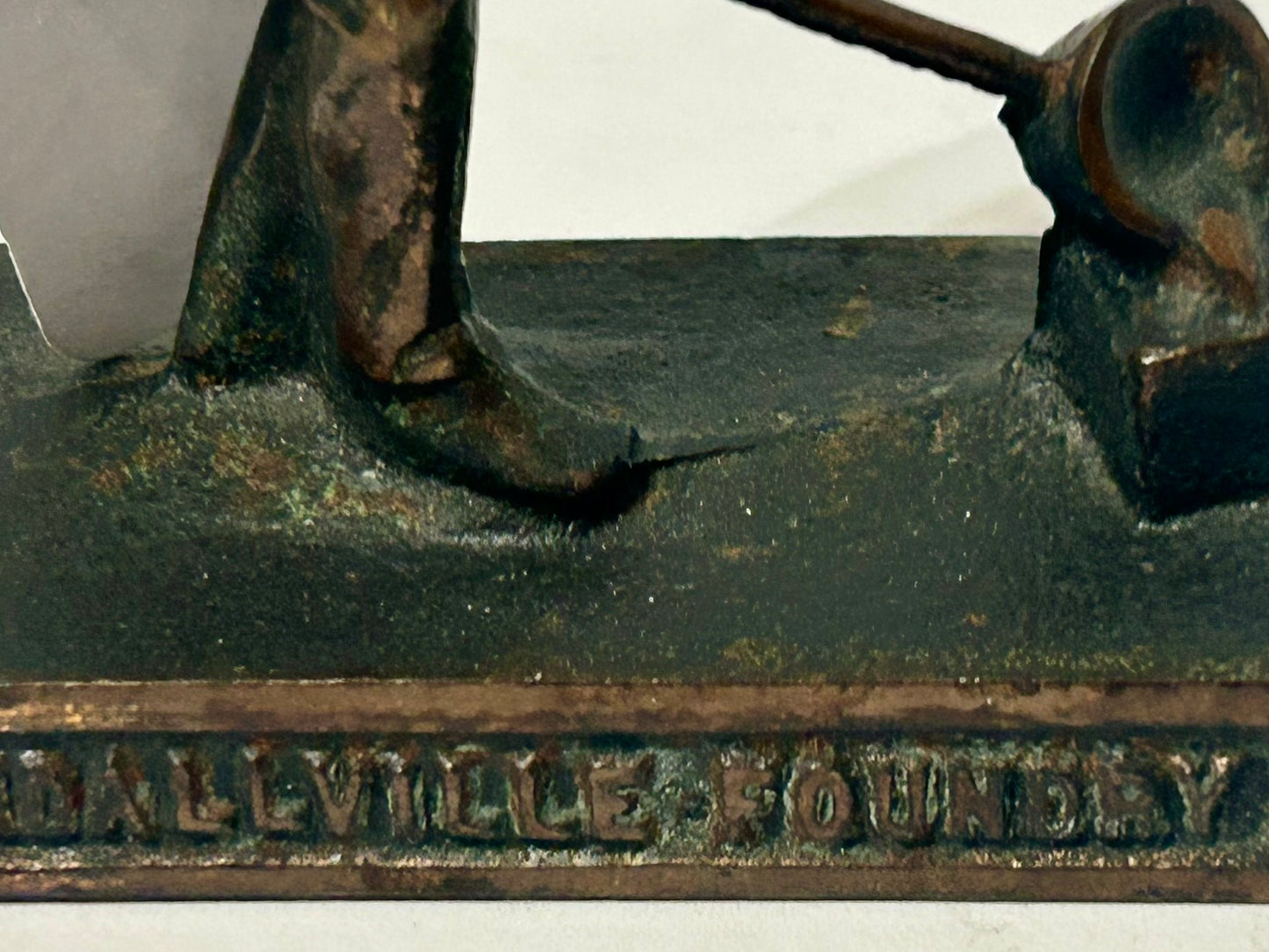 KENDALLVILLE FOUNDRY CAST IRON FIGURAL ADVERTISING PAPERWEIGHT
