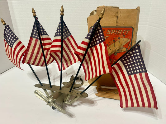 RADIATOR SPIRIT OF AMERICA AIRPLANE SHAPE FLAG HOLDER