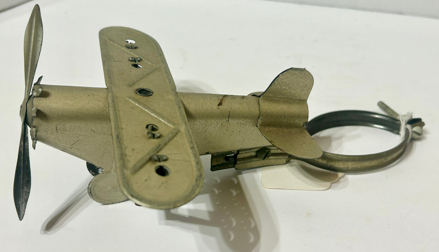 RADIATOR SPIRIT OF AMERICA AIRPLANE SHAPE FLAG HOLDER