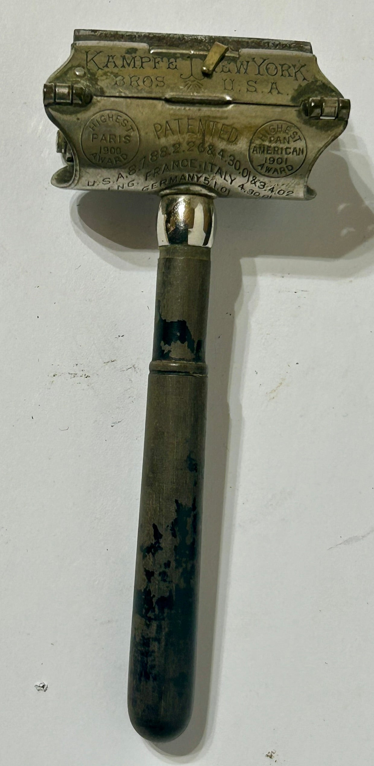 STAR RAZOR AND SHARPENER BOXED SET