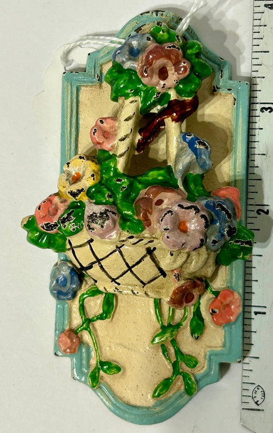 FIGURAL DOOR KNOCKER OF CAST IRON FLOWER BASKET