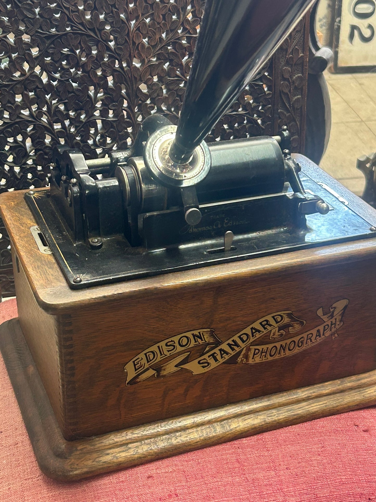 EDISON STANDARD CYLINDER PHONOGRAPH