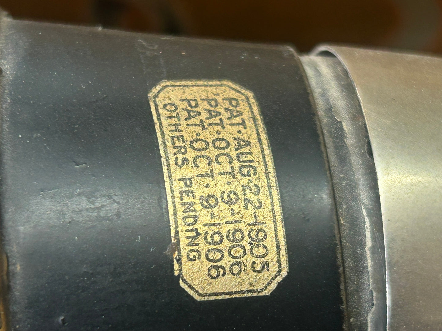 VICTOR TYPE II OAK DISC PHONOGRAPH IN GOOD SHAPE