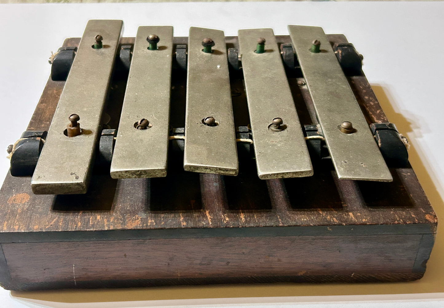 RAILROAD CAR ANTIQUE DINNER CHIMES