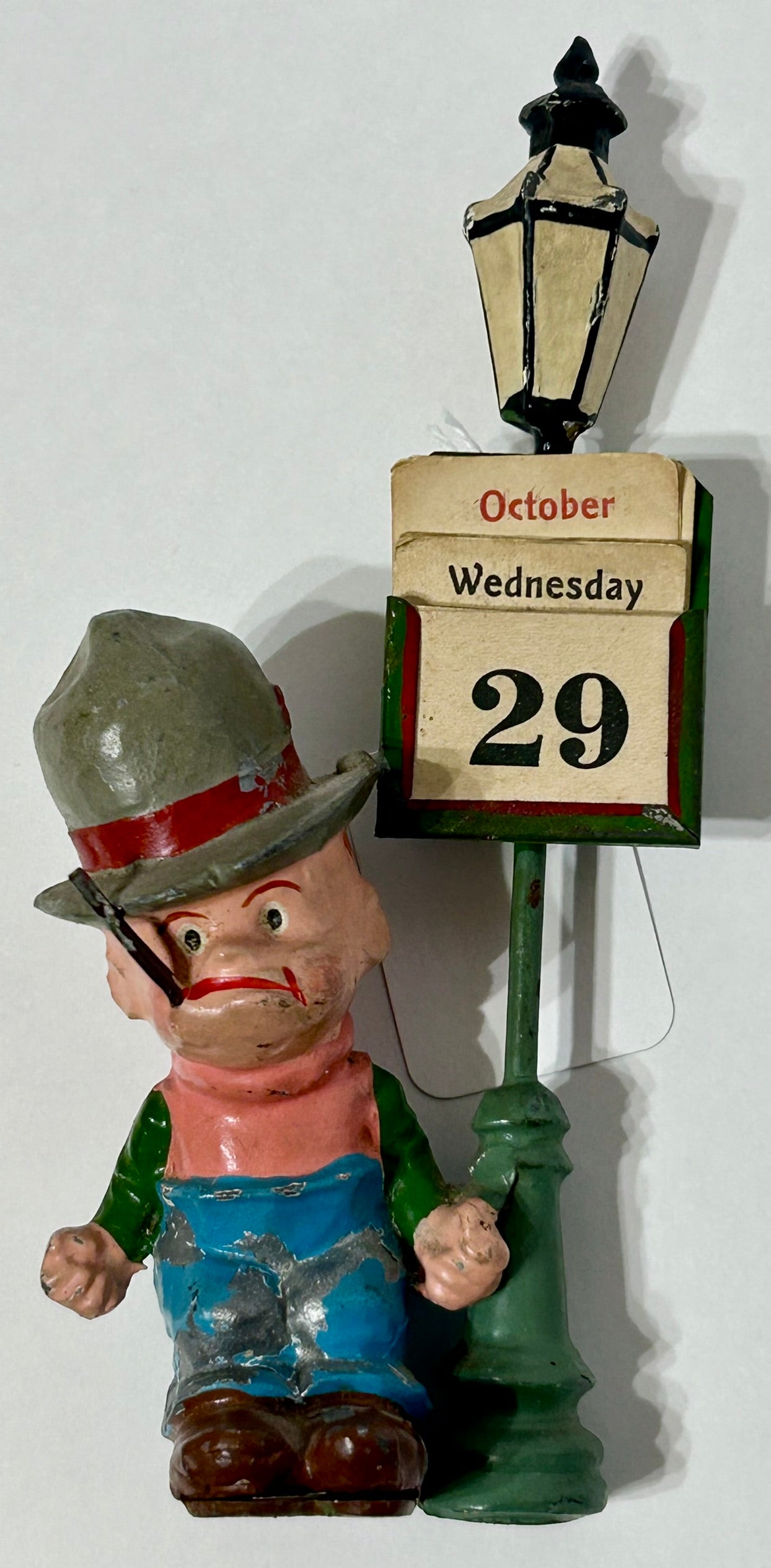 MOON MULLINS METAL LAMP POST FIGURAL CALENDAR