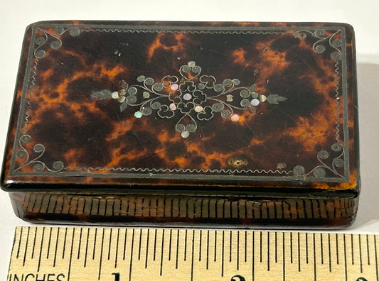 ANTIQUE SNUFF BOX TORTOISE TYPE