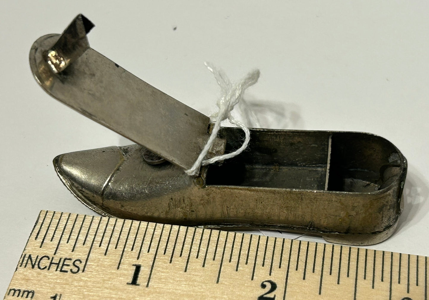 ANTIQUE CIGAR NIPPER SHAPED LIKE SHOE