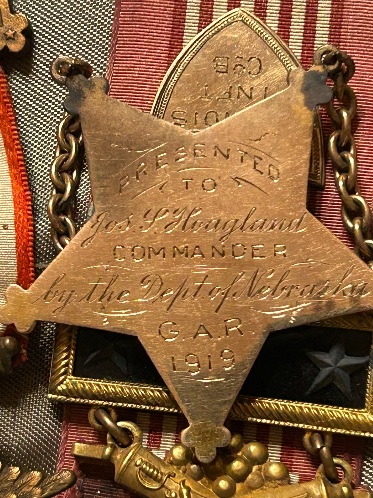 CIVIL WAR VETERANS RARE GOLD MEDAL WITH DIAMOND, RUBY, & SHAPPHIRE STONES