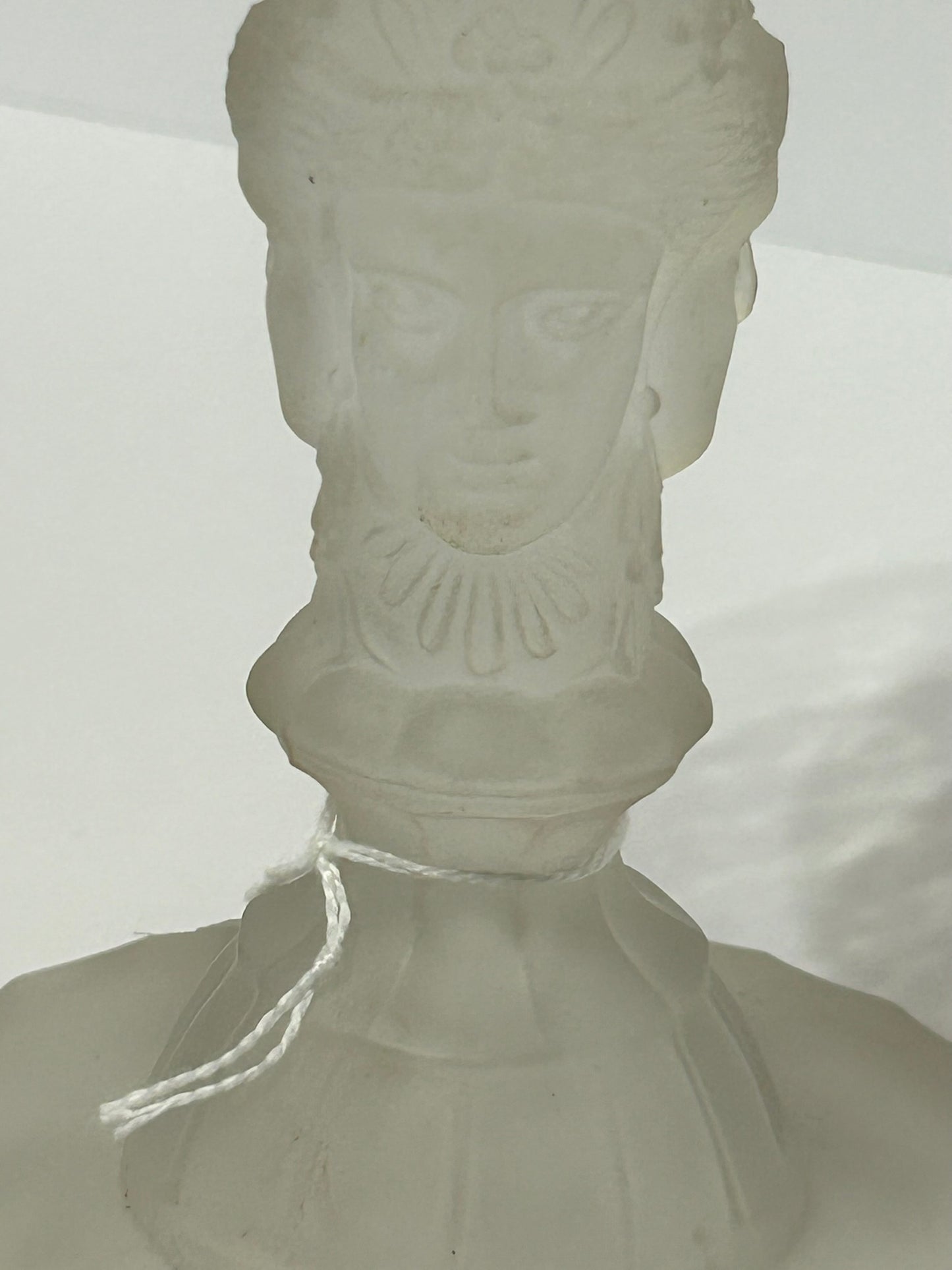 THREE FACE ANTIQUE FROSTED KEROSCENE LAMP