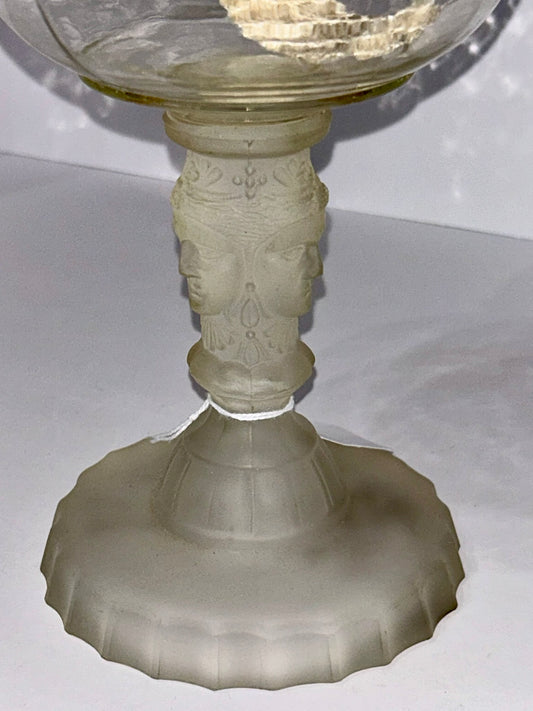 THREE FACE ANTIQUE FROSTED KEROSCENE LAMP