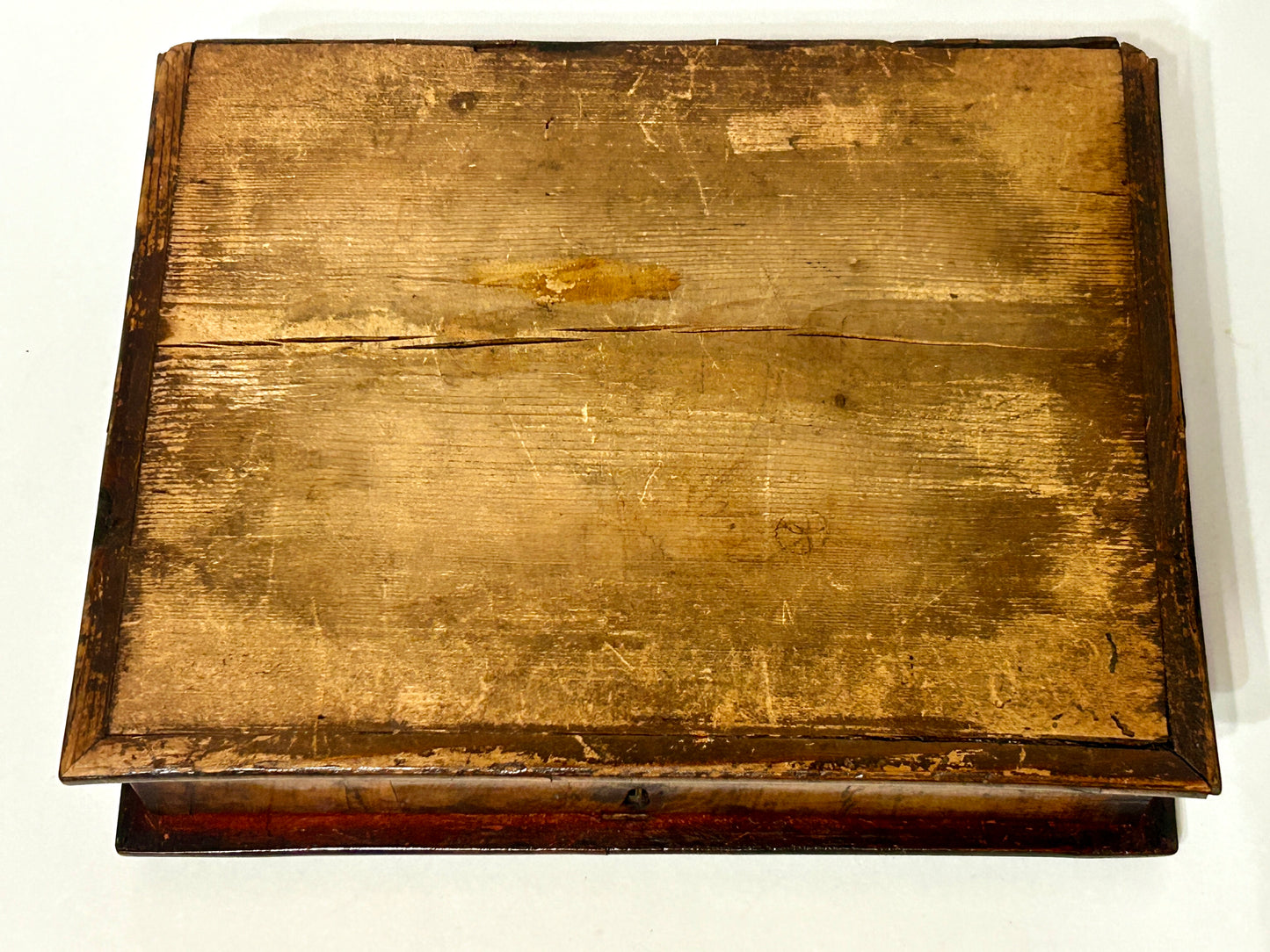 1700'S QUEEN ANNE INLAID OYSTER WOOD LACE BOX
