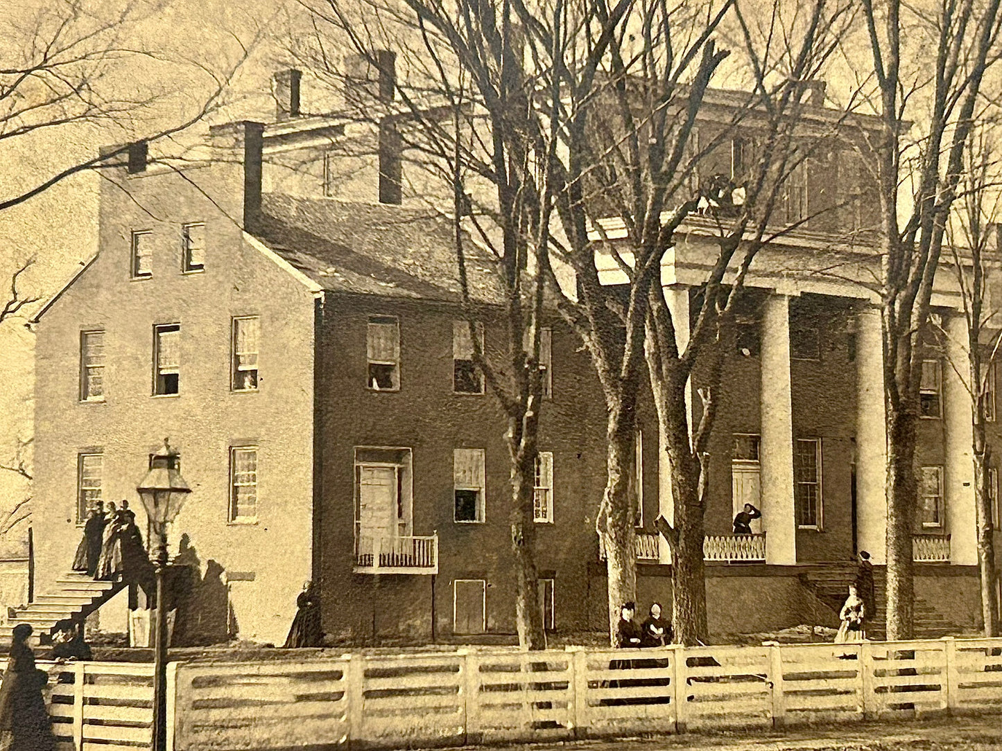 ANTIQUE CDV OUTDOOR PHOTOGRAPH OF LARGE BUILDING WITH PEOPLE