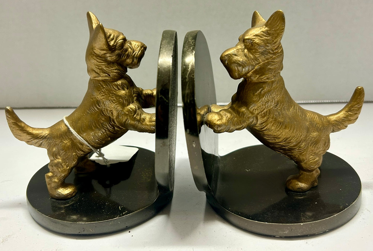 SCOTTIE DOGS DECO PAIR OF BOOKENDS
