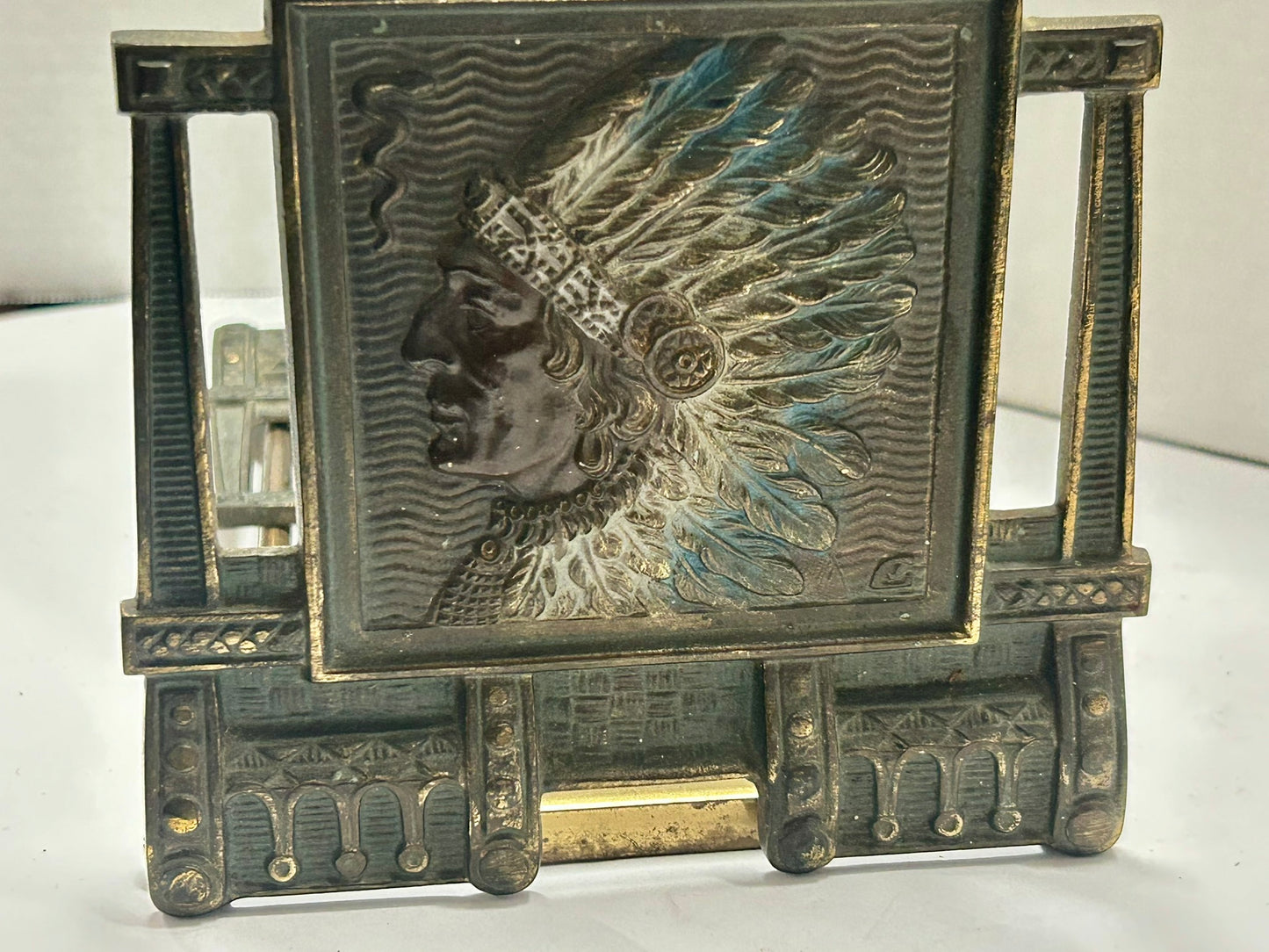 NATIVE AMERICAN CHIEF EXPANDING BOOKEND BY JUDD