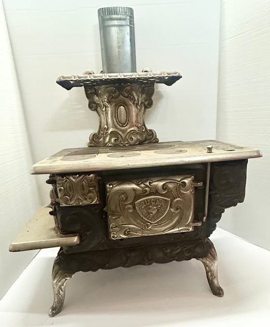 BUCKS JR. #2 LARGE CAST IRON WOOD COOK STOVE SAMPLE OR TOY