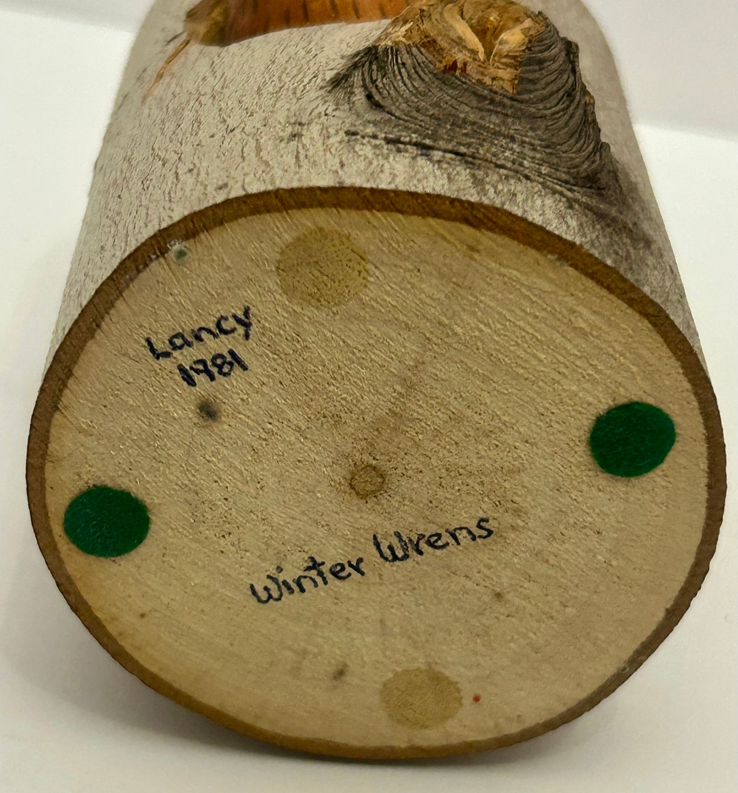 LUCY SMITH 1981 WRENS CARVING