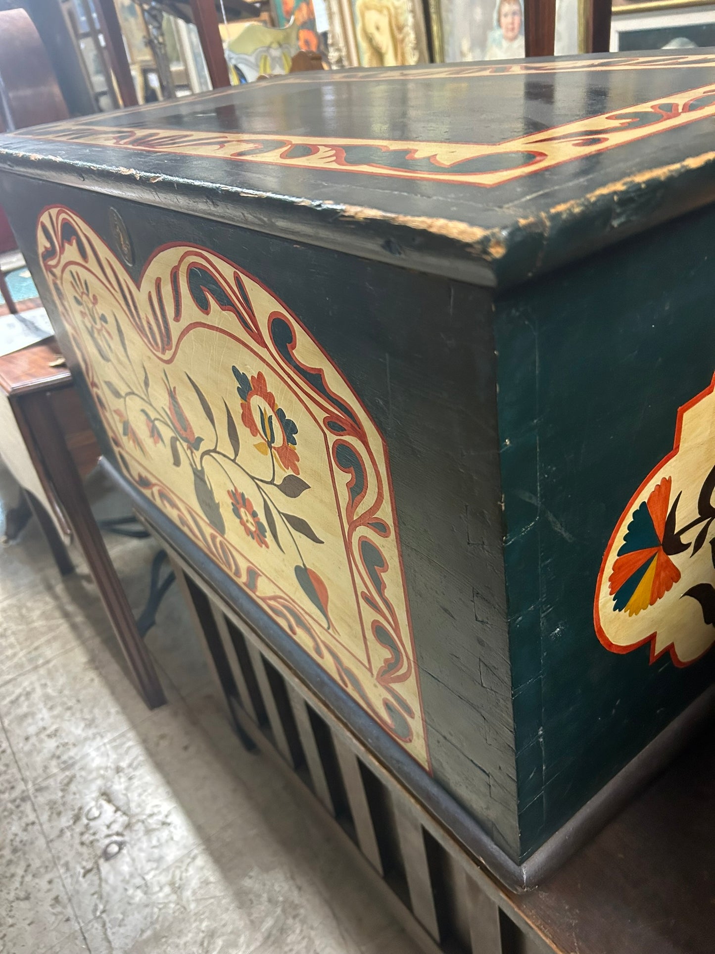 PENNSYLVANIA STYLE PAINT DECORATED EARLY WOODEN CHEST