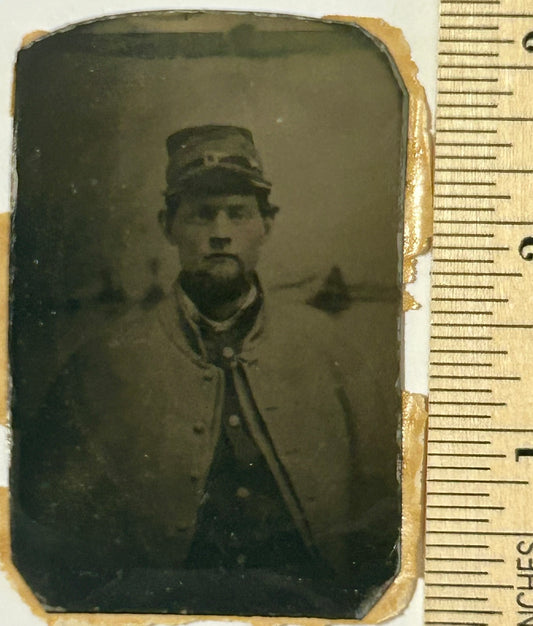 CIVIL WAR SOLDIER WITH HAT AND JACKET TINTYPE PORTRAIT