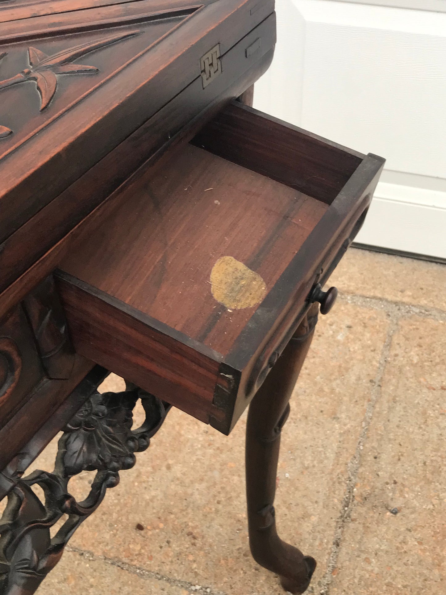 ANTIQUE ROSEWOOD CHINESE GAME TABLE AND FOUR CHAIRS