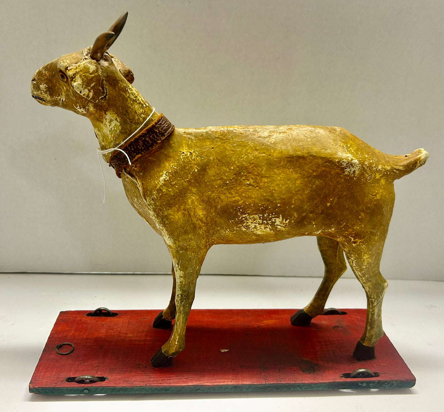 GOAT ANTIQUE PLATFORM TOY