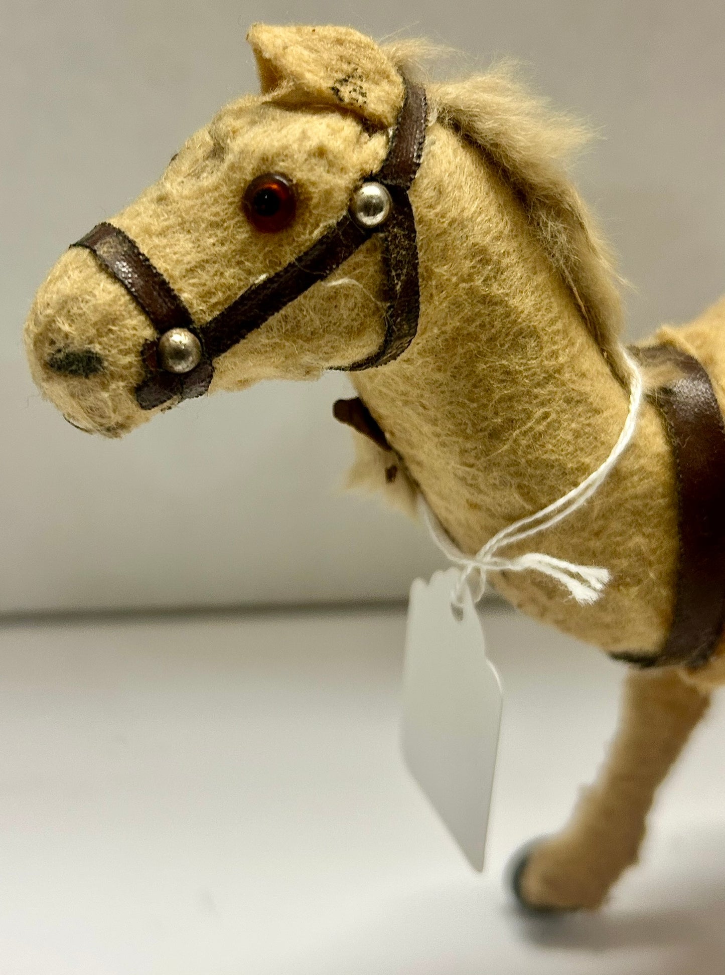 CAMEL ANTIQUE PLATFORM PULL TOY