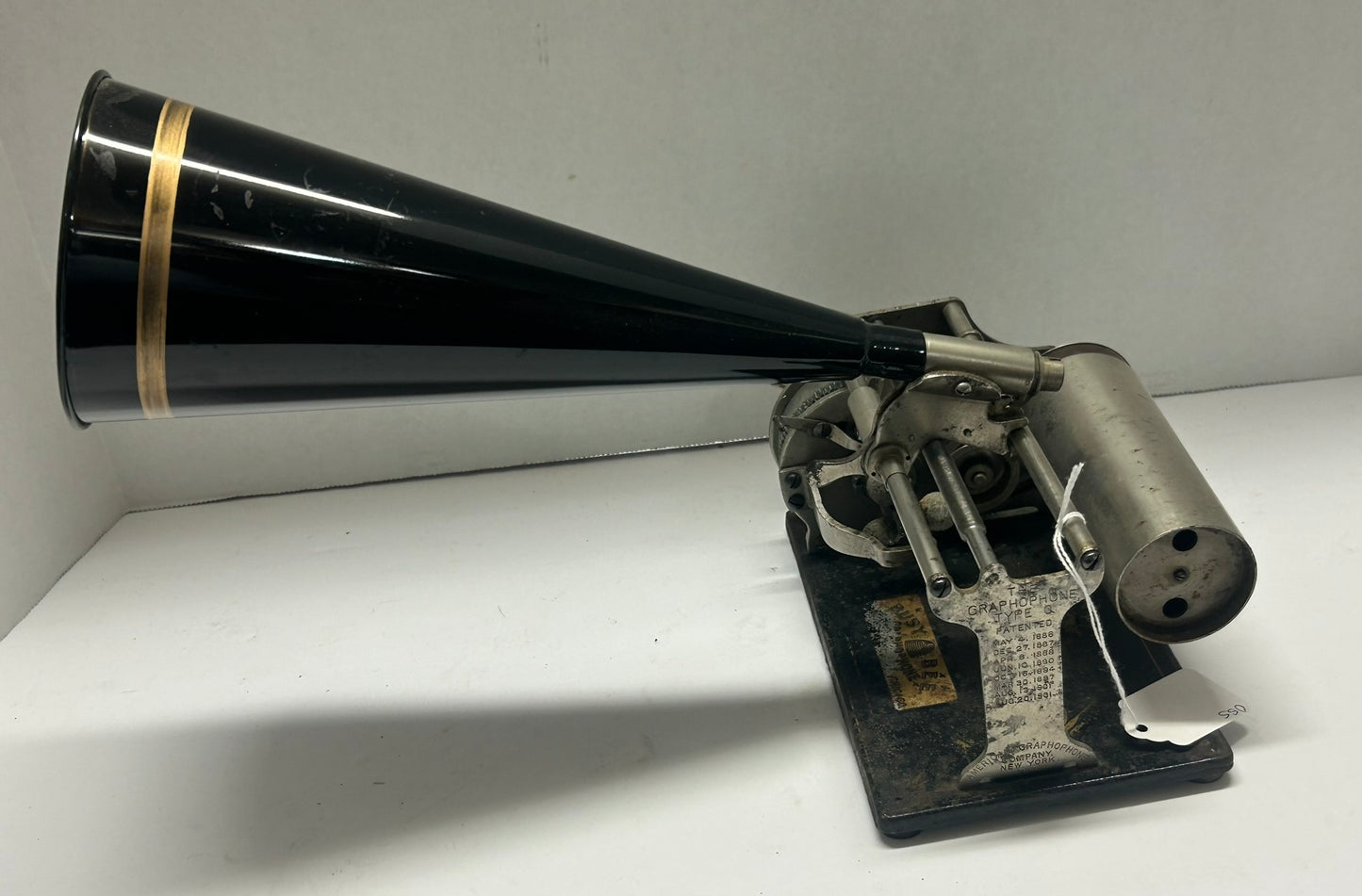 CYLINDER PHONOGRAPH - THE BUSY BEE FOR SALE
