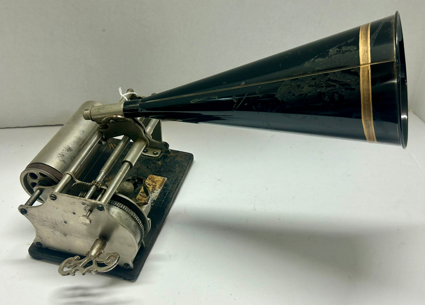 CYLINDER PHONOGRAPH - THE BUSY BEE FOR SALE