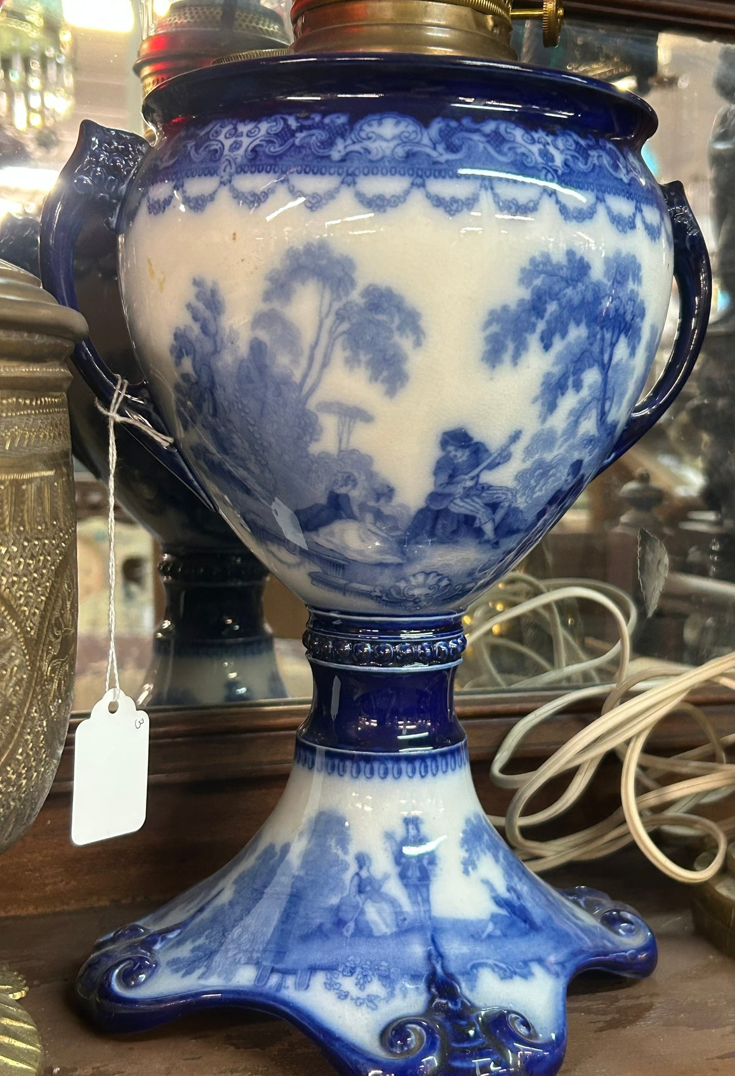 FLOW BLUE URN KEREOSCENE LAMP