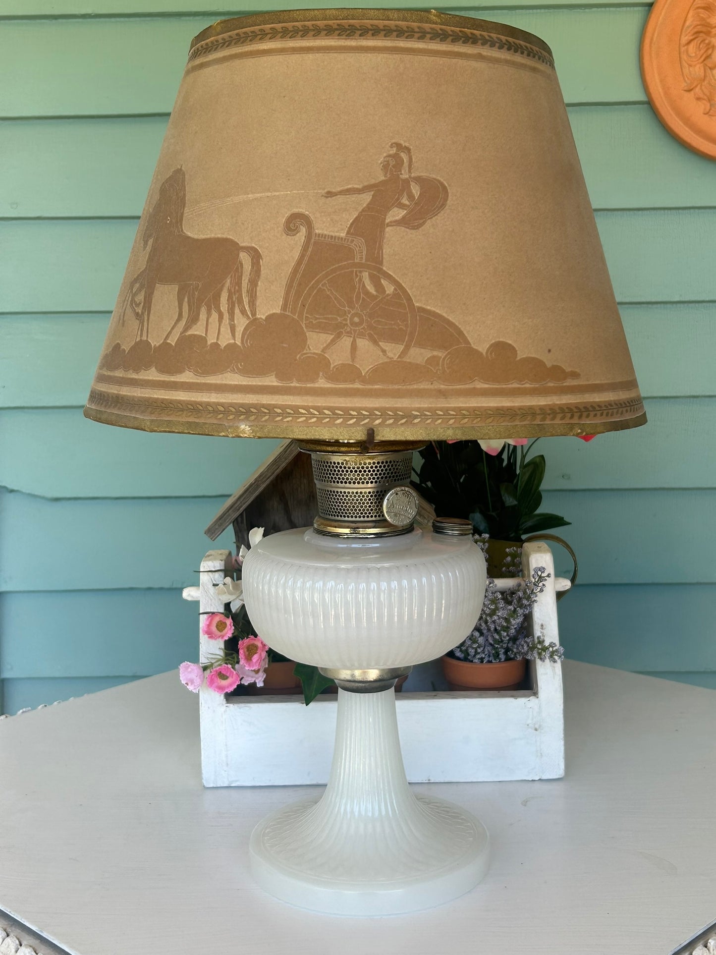 ALADDIN VERTIQUE LAMP AND SHADE